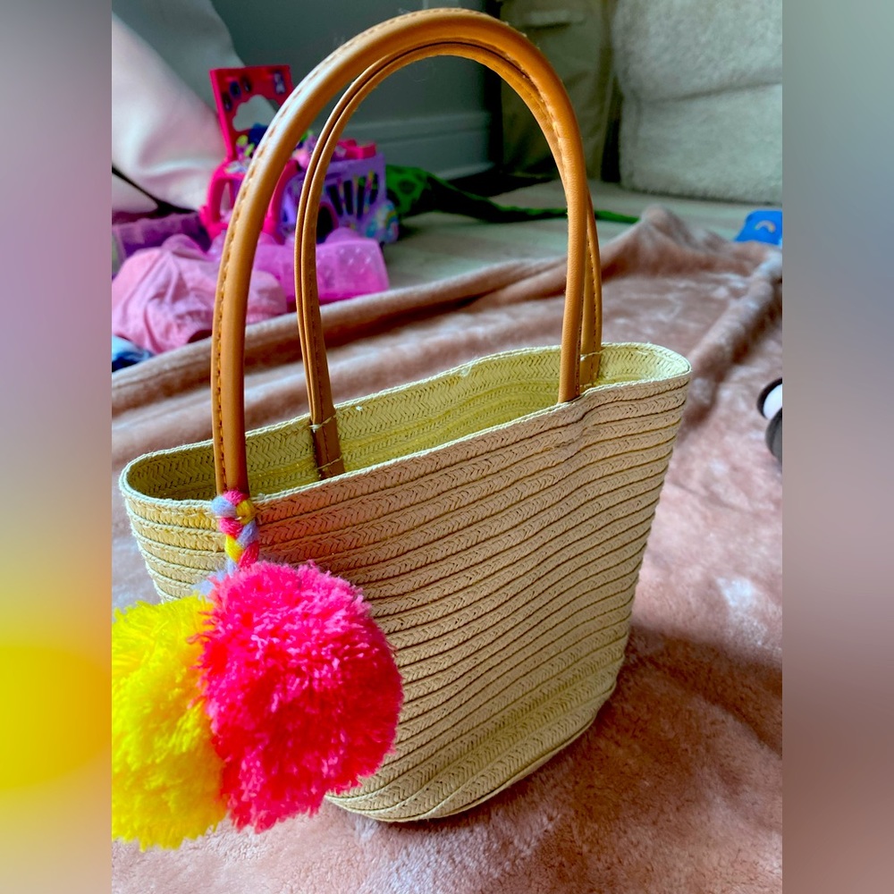 Toddler bucket bag.